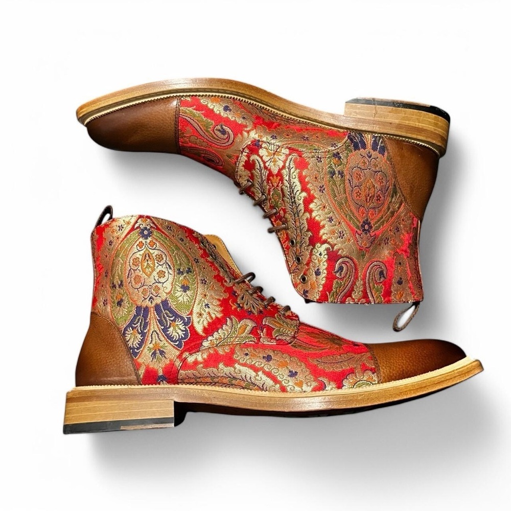 TAFT / NWOT The Jack Boot in Red Paisley / Size 10 - Picture 4 of 7